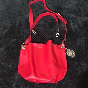 Brand New.! Guess Bag